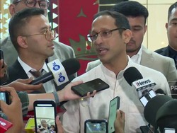 Video: Nadiem Makarim Usai Diperiksa, Minta Izin Kembali ke Keluarga
