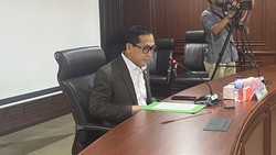 Anggota DPR Gestur Tak Senonoh Saat Live TikTok, Ngaku Tak Sadar Direkam