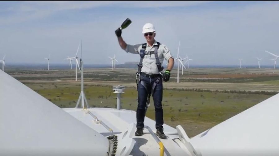 Jeff Bezos di ladang pertanian Jeff Bezos di ladang pertanian