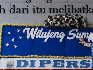 Alasan Persib Pilih Karangan Bunga untuk Pengumuman Pemain Baru