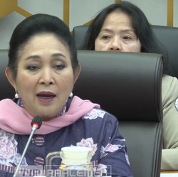 Heboh Beras Oplosan, Titiek Soeharto Perintahkan Ini ke Mentan Amran
