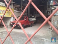 Toko Material Bangunan Sepi-Pembeli Kabur, Nasib Pedagang Dag Dig Dug