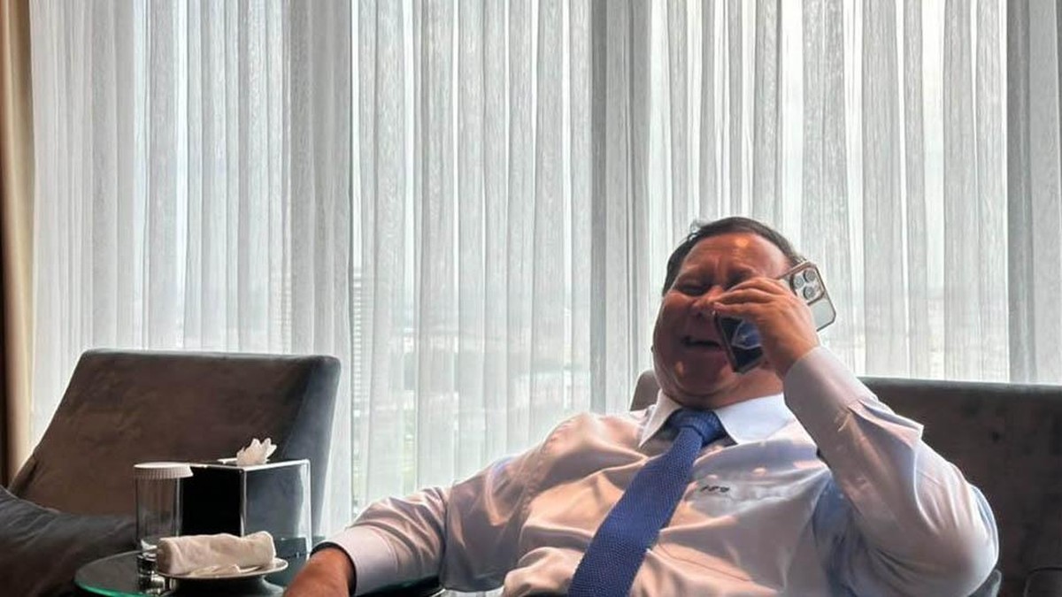    Kilat! Prabowo Bujuk Trump Pangkas Tarif Impor AS dalam 17 Menit