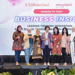 Telkomsigma Gandeng Alibaba Cloud Gelar Women in Tech