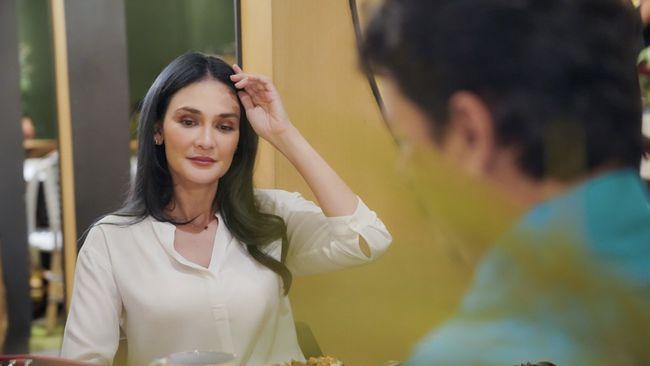 Luna Maya Ungkap Rahasia Awet Muda dan Kulit Glowing di Usia 41 Tahun