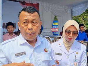 Pesan Mendalam Bupati Sugiri Saat Kumpulkan Guru Sekolah Rakyat