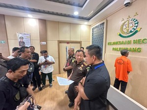 Sapari Terpidana Penipuan yang 13 Tahun Buron Ditangkap Kejari Palembang di OKI