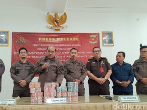 Tersangka Korupsi Lampu Suar Cilacap Kembalikan Uang Rp 1,28 Miliar
