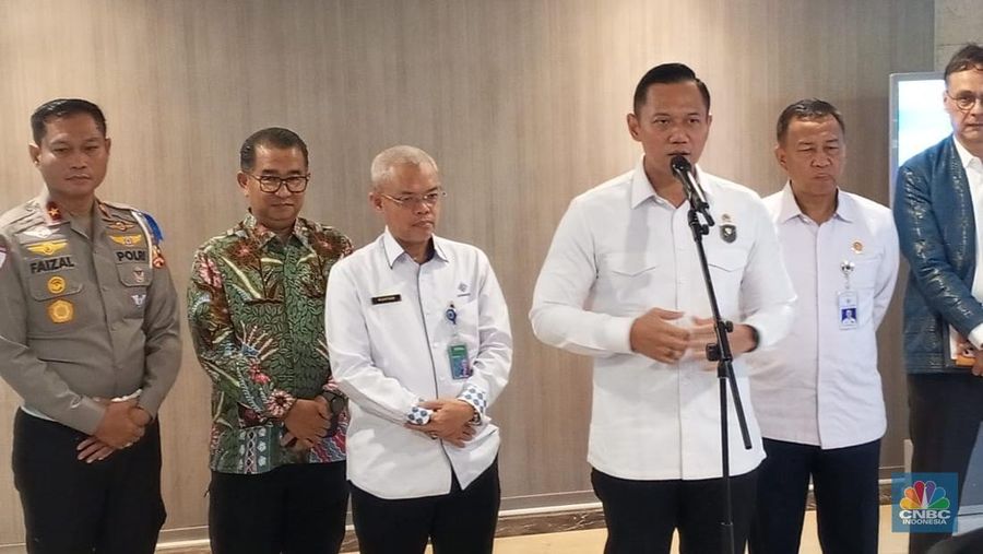 Menko Infrastruktur dan Pembangunan Kewilayahan, Agus Harimurti Yudhoyono (AHY). (CNBC Indonesia/Robertus Andrianto)