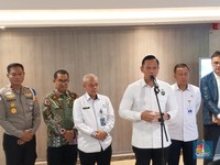 Supir Truk Kena Teror Pungli Rp 150 Juta, AHY Geram-Mau Sikat Habis
