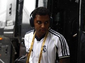 Ini Yang Bikin Gilberto Silva Sarankan Arsenal Gaet Rodrygo