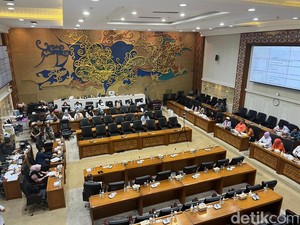 Partai Buruh Dorong RUU PPRT Atur Klasifikasi Pekerjaan Bagi ART
