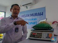 Jor-joran Guyur Beras ke Pasar, Dirut Bulog Ungkap Harga Terus Turun