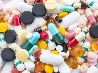 Bos Produsen Obat Batuk Ngaku Bisa Pangkas Impor Bahan Baku 30%
