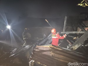 Kebakaran Permukiman di Pampang Makassar, 2 Rumah Hangus