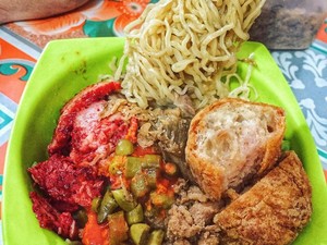 Kelezatan 5 Bakmi Non Halal di Glodok yang Bertahan Sejak Dulu