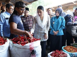 Wamendag Roro-Mbak Vinanda Ajak UMKM Naik Kelas di APEKSI Nite Kediri