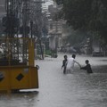 Hujan Lebat Picu Banjir Dahsyat Terbaru: 170 Tewas, Separuh Anak-Anak