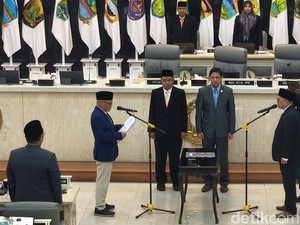 Yusuf Dilantik Jadi Anggota DPRD Jabar Gantikan Almarhum Dedi Damhudi