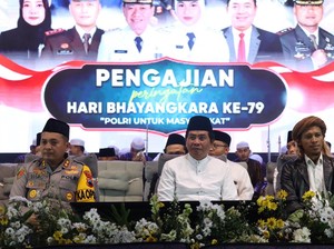 Ribuan Jemaah Padati Pengajian Peringati HUT ke-79 Bhayangkara Polres Kudus