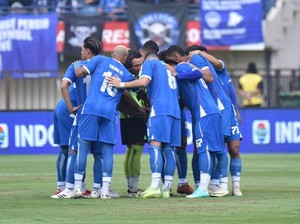Padel dan Makan Malam Jadi Cara Pemain Persib Bangun Kesolidan