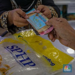 Modus Baru Mafia Beras Oplosan: Pakai Karung Beras SPHP Bulog
