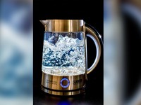 Bahaya atau Tidak Minum Air Direbus Berulang-ulang? Ini Jawabannya