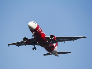 Anggota DPR Ungkap Dugaan Pungli di AirAsia, Menhub Janji Usut