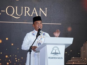 Menteri Wihaji Hadiri Wisuda Tahfiz: Agama Fondasi Utama Membangun Keluarga