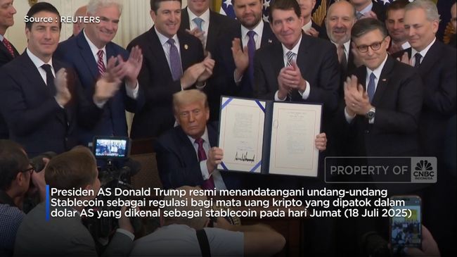 Video: Trump Teken UU Stablecoin, Aset Kripto Untung Banyak?