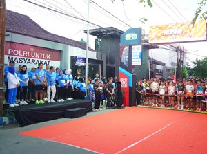 1.333 Pelari Ramaikan Bhayangkara Run 2025 di Ponorogo