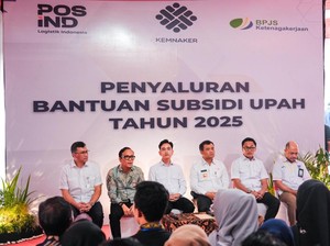 Wapres Gibran Tinjau Langsung Penyaluran Bantuan Subsidi Upah di Boyolali