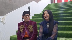 Hesti Purwadinata-Andre Taulany Jadi Orang Sakti di Comic 8: Tumbal Sulam