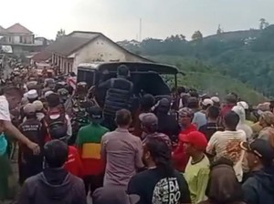 Amuk Warga di Pasuruan Hendak Hajar 7 Terduga Pelaku Pencabulan Anak