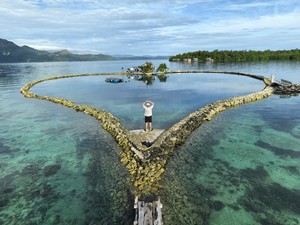 Rahasia di Balik Kebahagiaan Warga Maluku