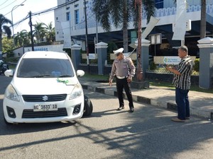 Pesepeda Lansia Ditabrak Mobil di Palembang, Pengemudinya Masih Remaja