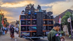 Saat Banser Awasi Sound Horeg yang Disebut Mirip Diskotek Keliling