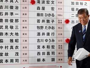 PM Jepang Tegaskan Tetap Menjabat Meski Kalah Pemilu