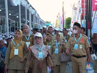 Potret Ribuan Kades Hadiri Peluncuran Kopdes Merah Putih