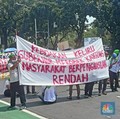 Warga Rusun Tiba-Tiba Demo ke Kantor Gubernur DKI Pramono, Ada Apa?