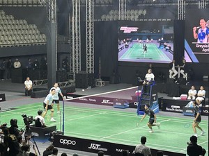 Fun Match OPPO: Greysia/Apri Menang Dramatis atas Alan/Candra