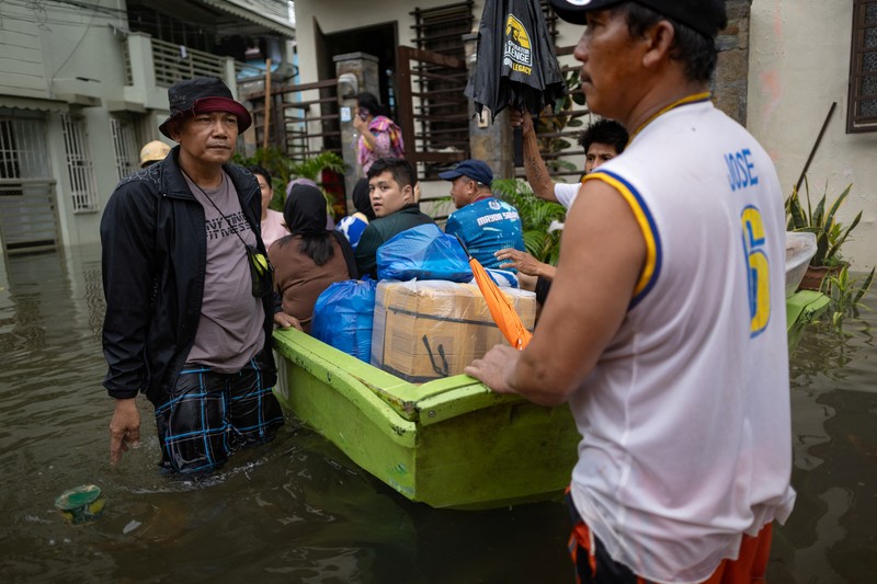 Hujan deres menyebabkan banjir di monsun di Cainta, Rizal, Filipina, Selasa (22/7/2025). Hujan deres menyebabkan banjir di monsun di Cainta, Rizal, Filipina, Selasa (22/7/2025). (REUTERS/Eloisa Lopez)