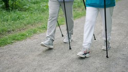 Japanese Walking: Olahraga Ringan 30 Menit yang Efektif Bakar Kalori