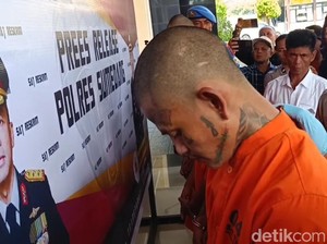 Pura-pura Ketabrak, Pria Bertato Senjata di Pipi Gasak Sepeda Motor