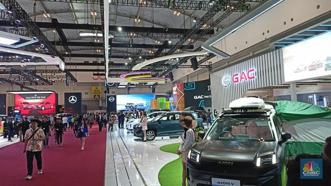 Penjualan Mobil 2025 Turun Parah, Ini Datanya