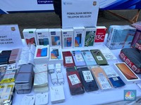 Beredar iPhone Palsu di RI, Kemendag Bongkar Markasnya di Jakbar