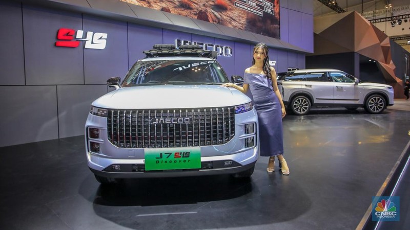 Suasna acara Gaikindo Indonesia International Auto Show (GIIAS) di ICE BSD City, Kabupaten Tangerang, Rabu (23/7/2024). (CNBC Indonesia/Faisal Rahman)