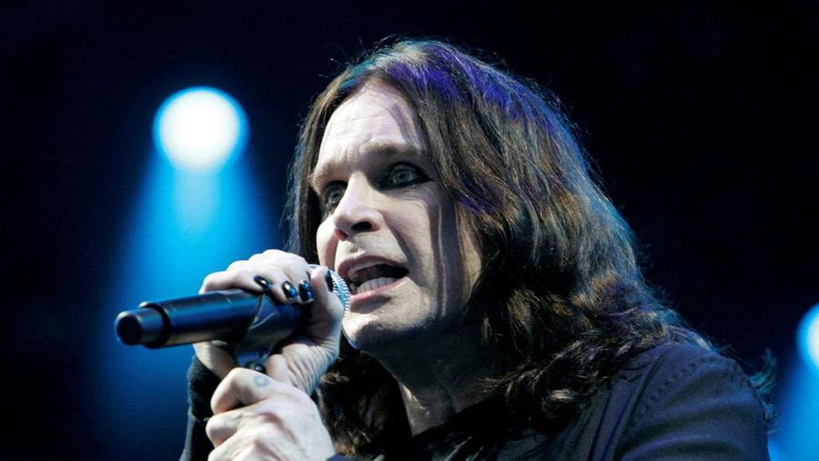 Ozzy Osbourne tampil di festival Hultsfred 15 Juni 2007. (Fredrik Sandberg/Scanpix Sweden via REUTERS/File Foto)