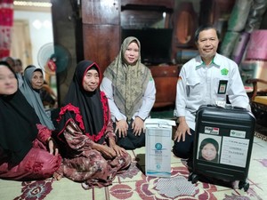 Nurimah Hilang di Tanah Suci, Koper dan Air Zamzam Diserahkan ke Keluarga
