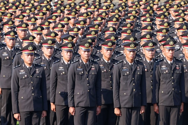 Presiden Prabowo Subianto memberikan arahan terhadap perwira muda TNI dan Polri tahun 2025. Tercatat sebanyak 2.000 perwira yang dilantik melalui Upacara Prasetya Perwira (Perspa) di halaman Istana Merdeka, Jakarta Pusat, Rabu (23/7/2025). Presiden Prabowo Subianto memberikan arahan terhadap perwira muda TNI dan Polri tahun 2025. Tercatat sebanyak 2.000 perwira yang dilantik melalui Upacara Prasetya Perwira (Perspa) di halaman Istana Merdeka, Jakarta Pusat, Rabu (23/7/2025). (Instagram/prabowo)